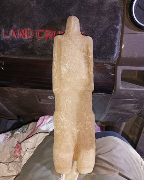 "اكتشاف تماثيل أثرية أثناء استصلاح أرض زراعية في وادي مذاب بصعدة" - صورة إضافية 1